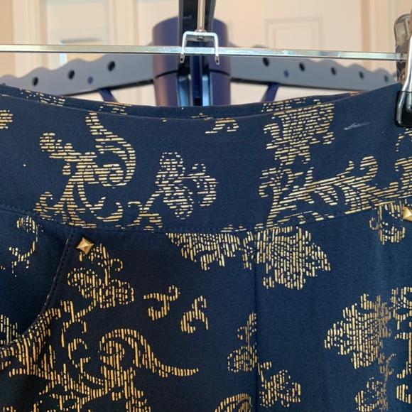 Greg Norman Navy Blue/Gold Print Golf Pants/Top Set sz S/P-4 - Picture 8 of 13